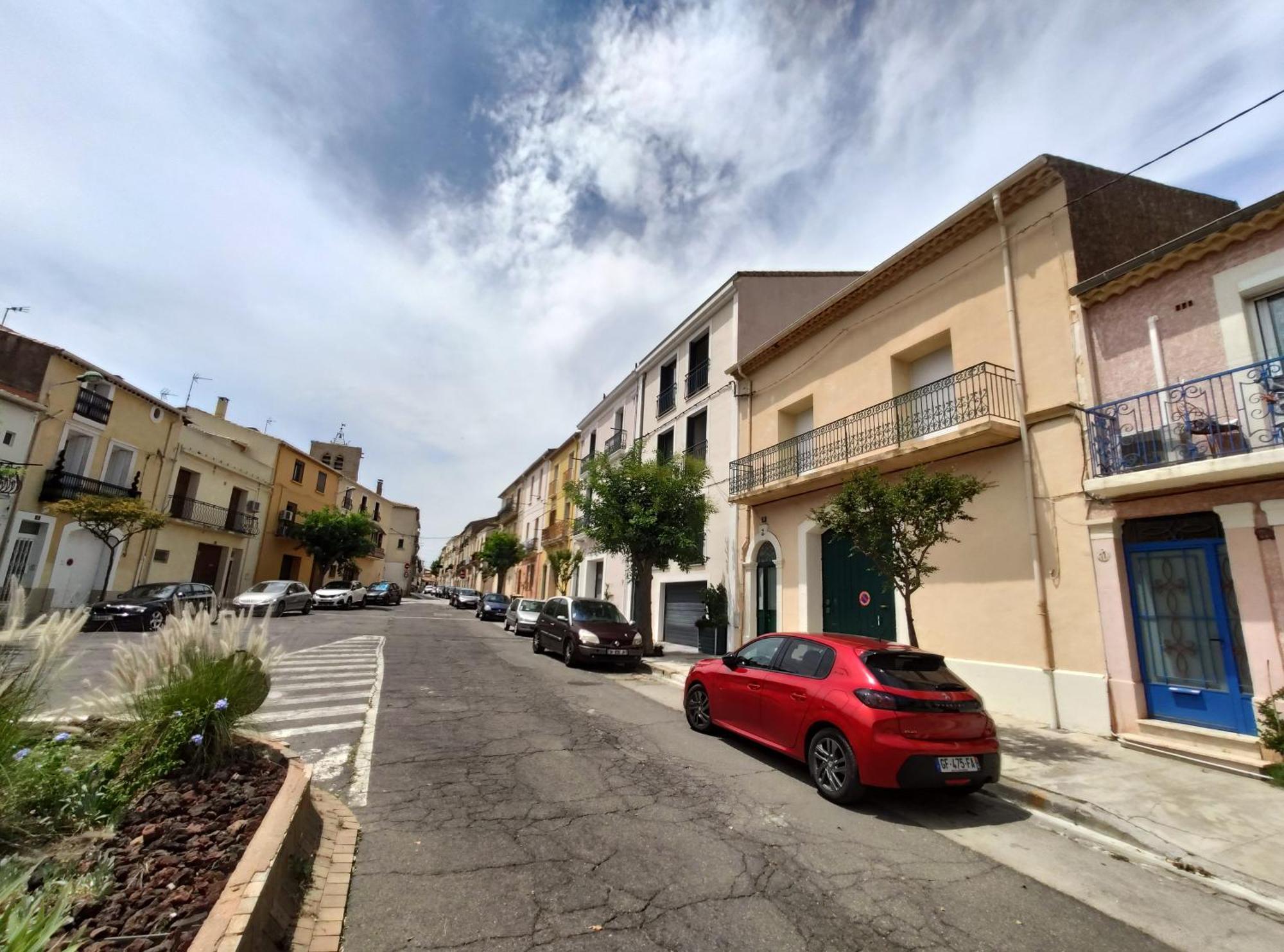 Colormix 3 Etoiles - 95M2 Plein Centre - Ensoleille Climatise Apartment Meze Exterior photo